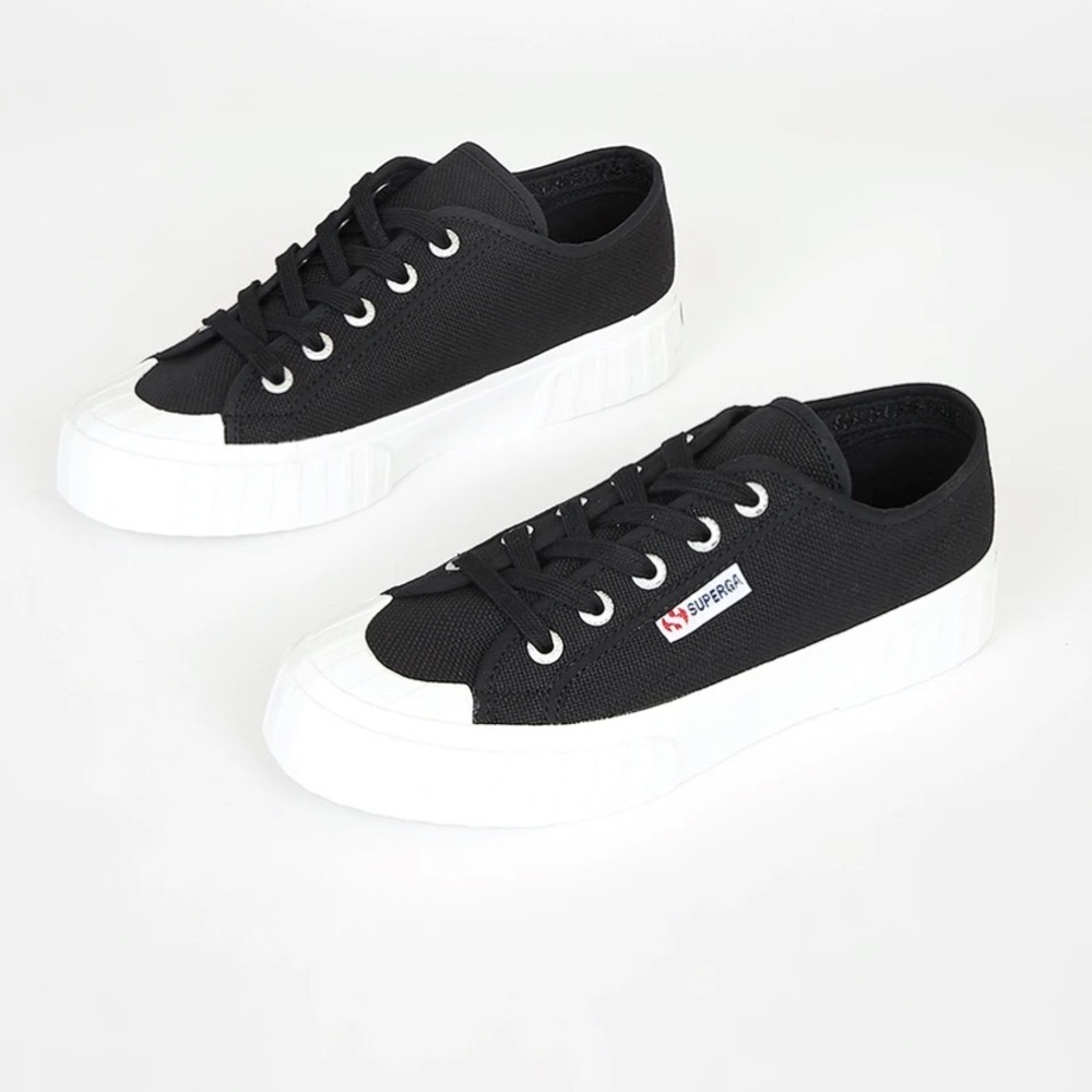 Superga 2630 Stripe Black and White Canvas Sneakers size 9/40